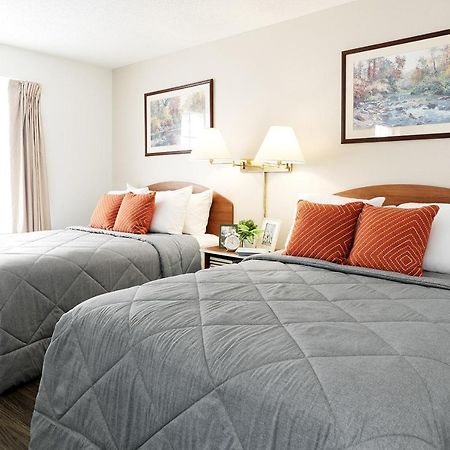 Intown Suites Extended Stay Cincinnati Oh - Феърфийлд Екстериор снимка