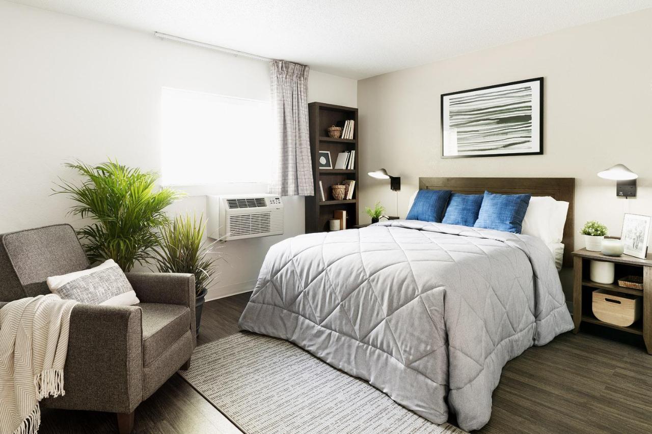 Intown Suites Extended Stay Cincinnati Oh - Феърфийлд Екстериор снимка