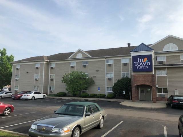 Intown Suites Extended Stay Cincinnati Oh - Феърфийлд Екстериор снимка